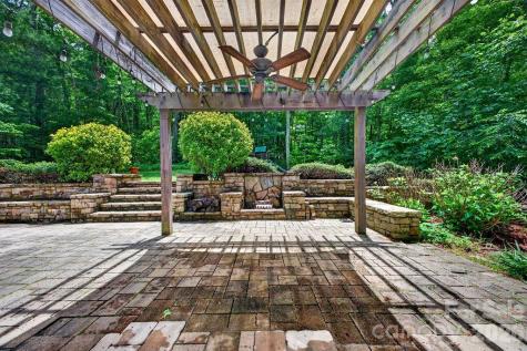 94 Oak Hollow Drive Asheville NC 28805