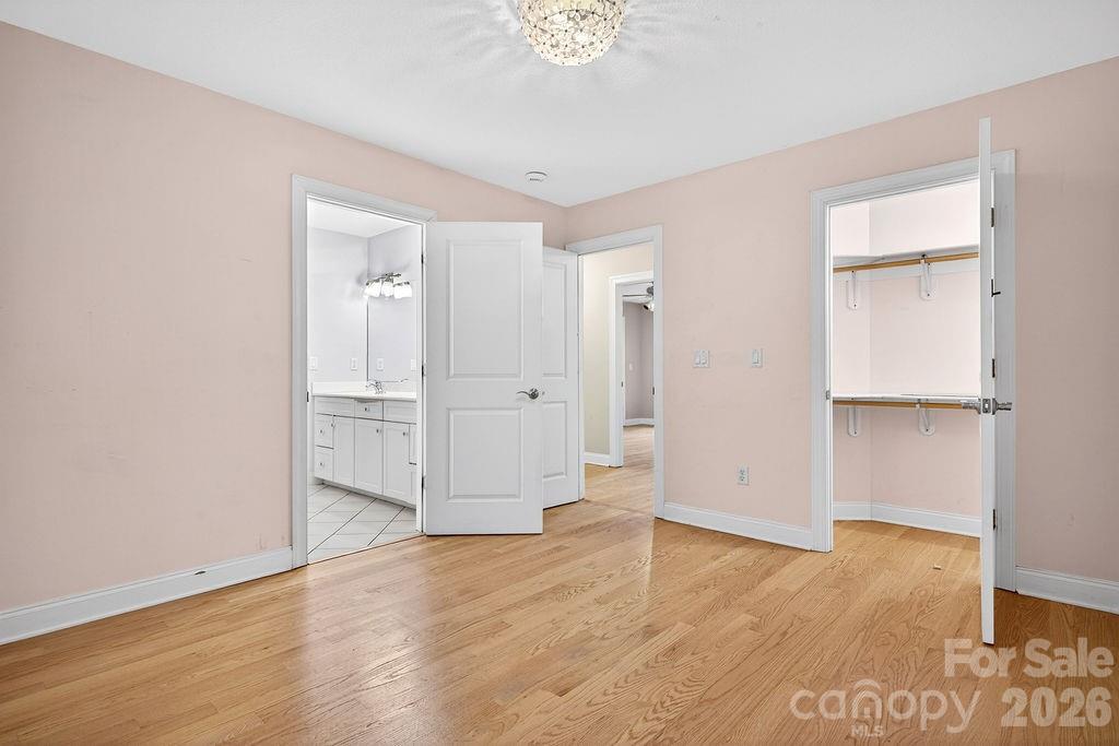 94 Oak Hollow Drive Asheville NC 28805