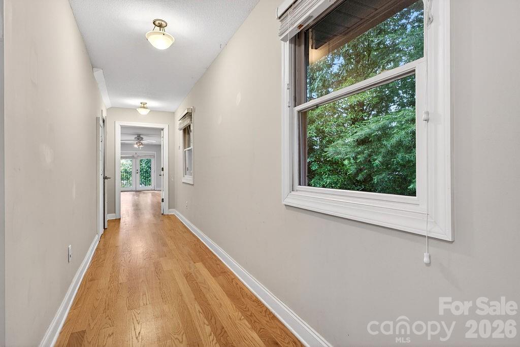 94 Oak Hollow Drive Asheville NC 28805