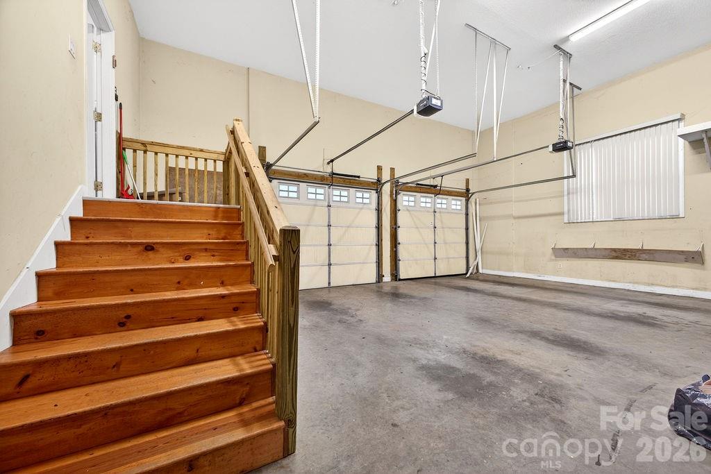 94 Oak Hollow Drive Asheville NC 28805