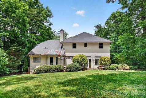 94 Oak Hollow Drive Asheville NC 28805