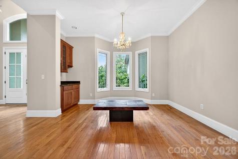 94 Oak Hollow Drive Asheville NC 28805