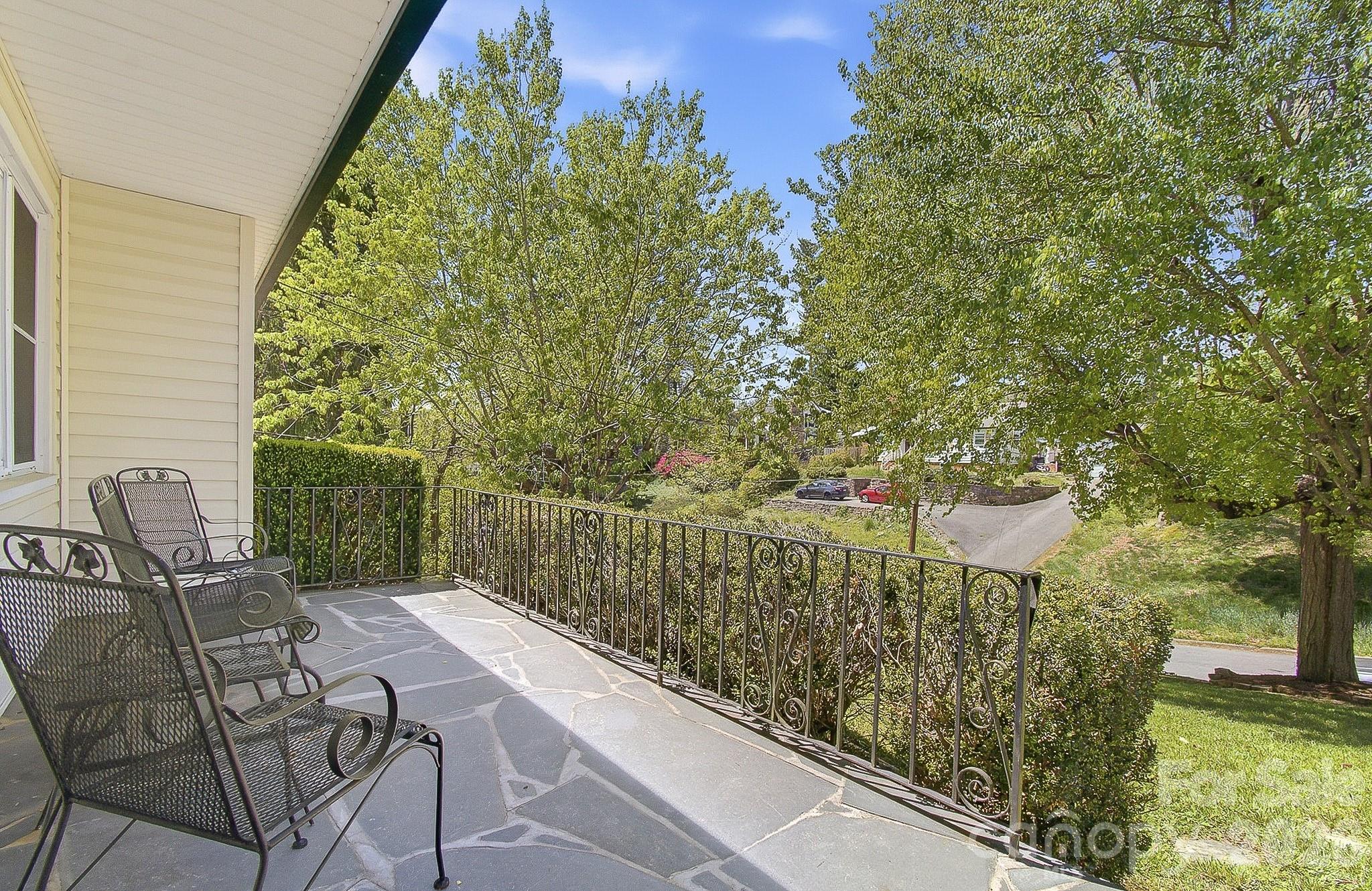 41 Arthur Road Asheville NC 28806