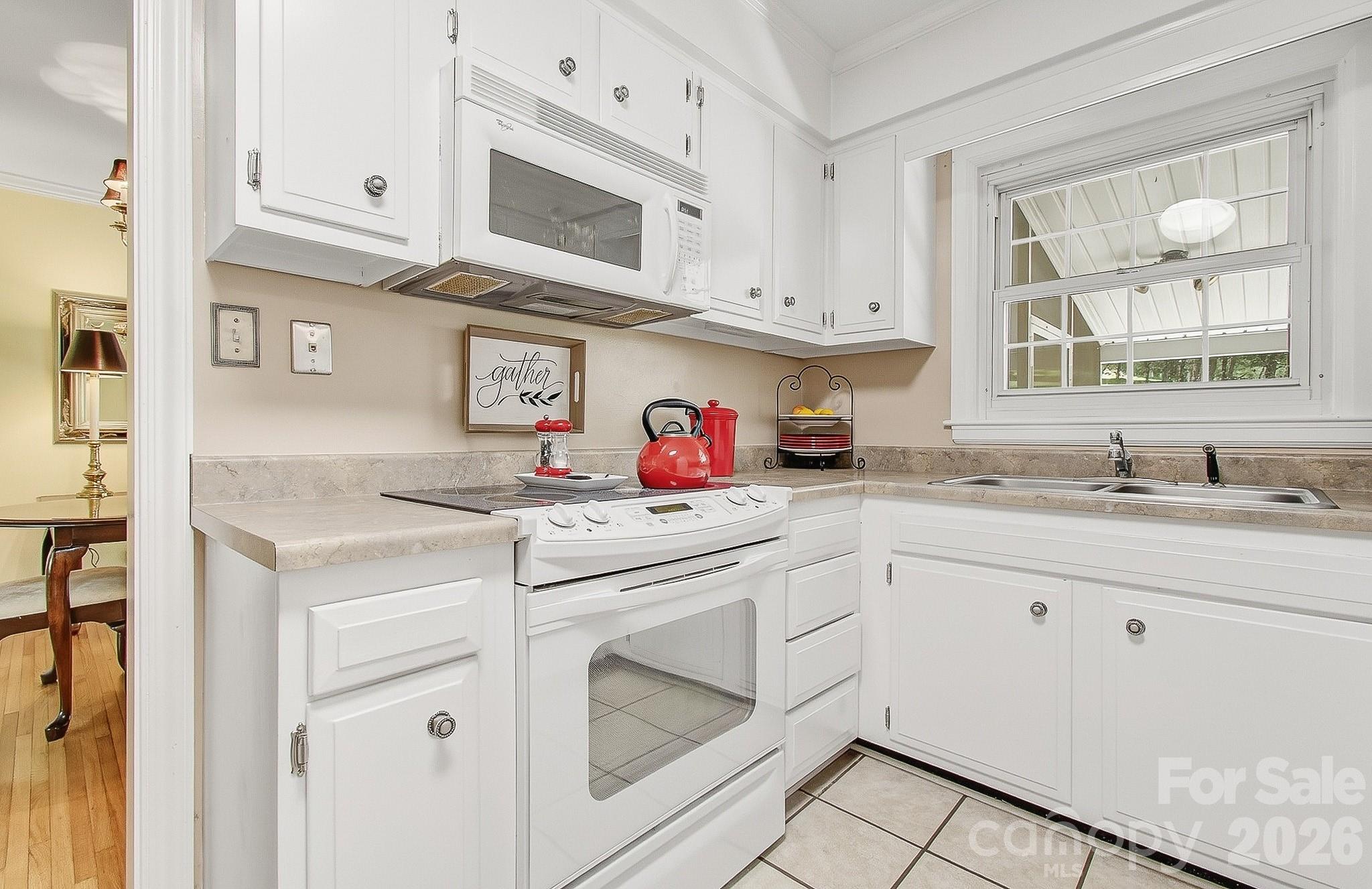 41 Arthur Road Asheville NC 28806