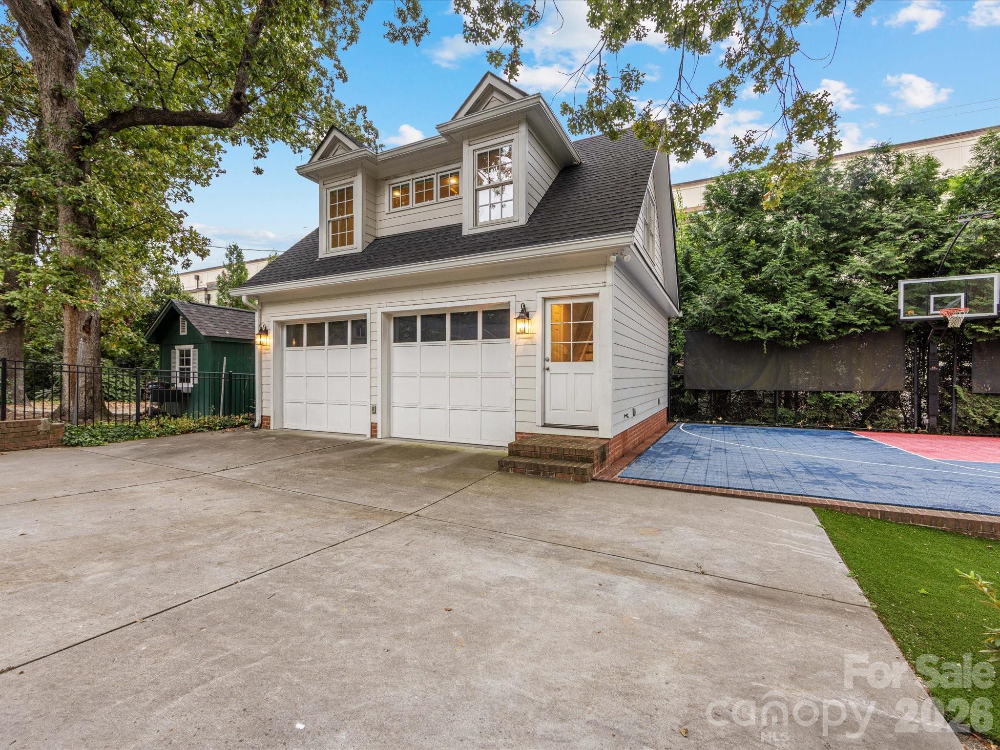 1201 Belgrave Place Charlotte NC 28203