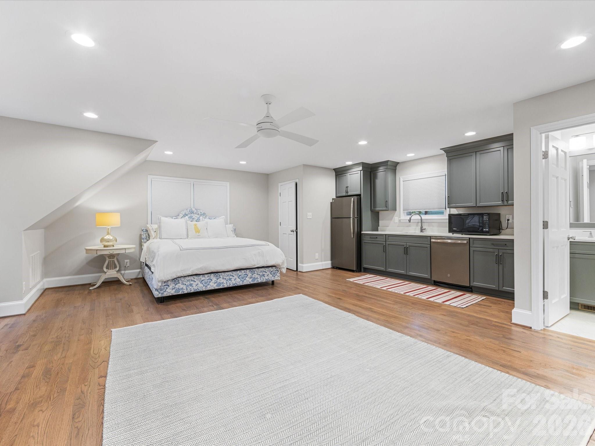 1201 Belgrave Place Charlotte NC 28203