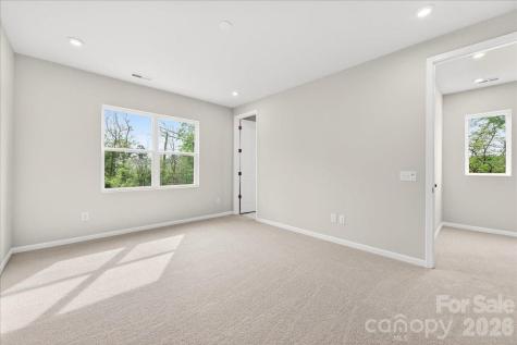 6057 Longar Lane Charlotte NC 28269