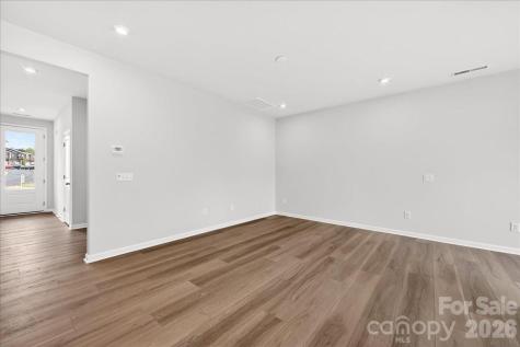 6057 Longar Lane Charlotte NC 28269