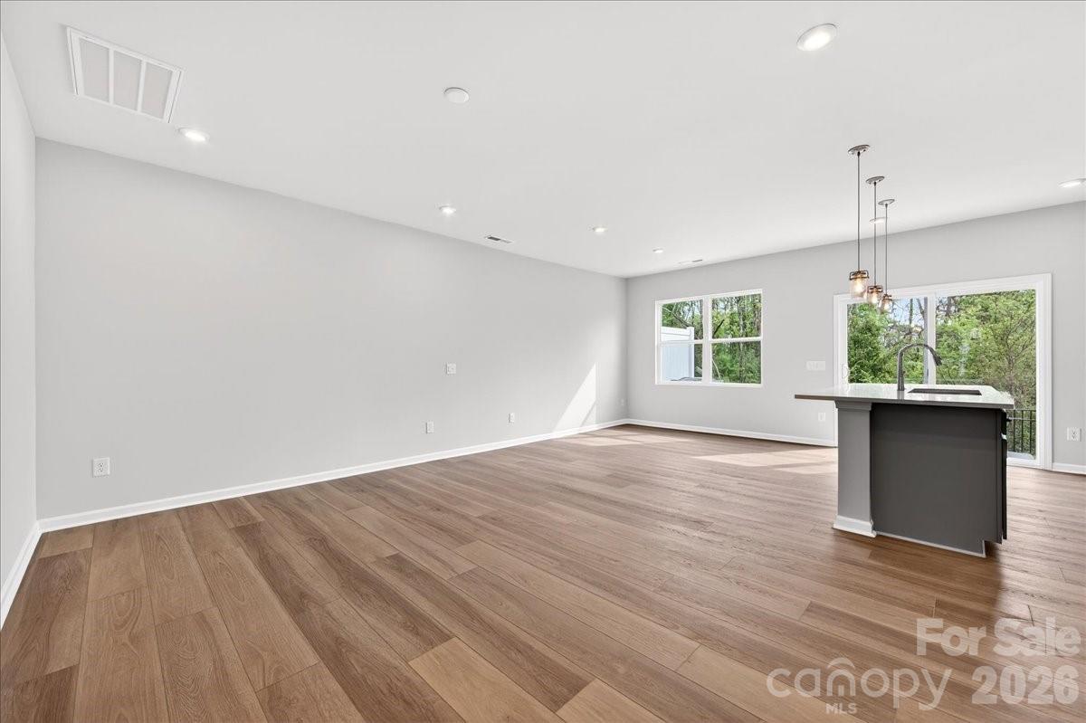 6057 Longar Lane Charlotte NC 28269