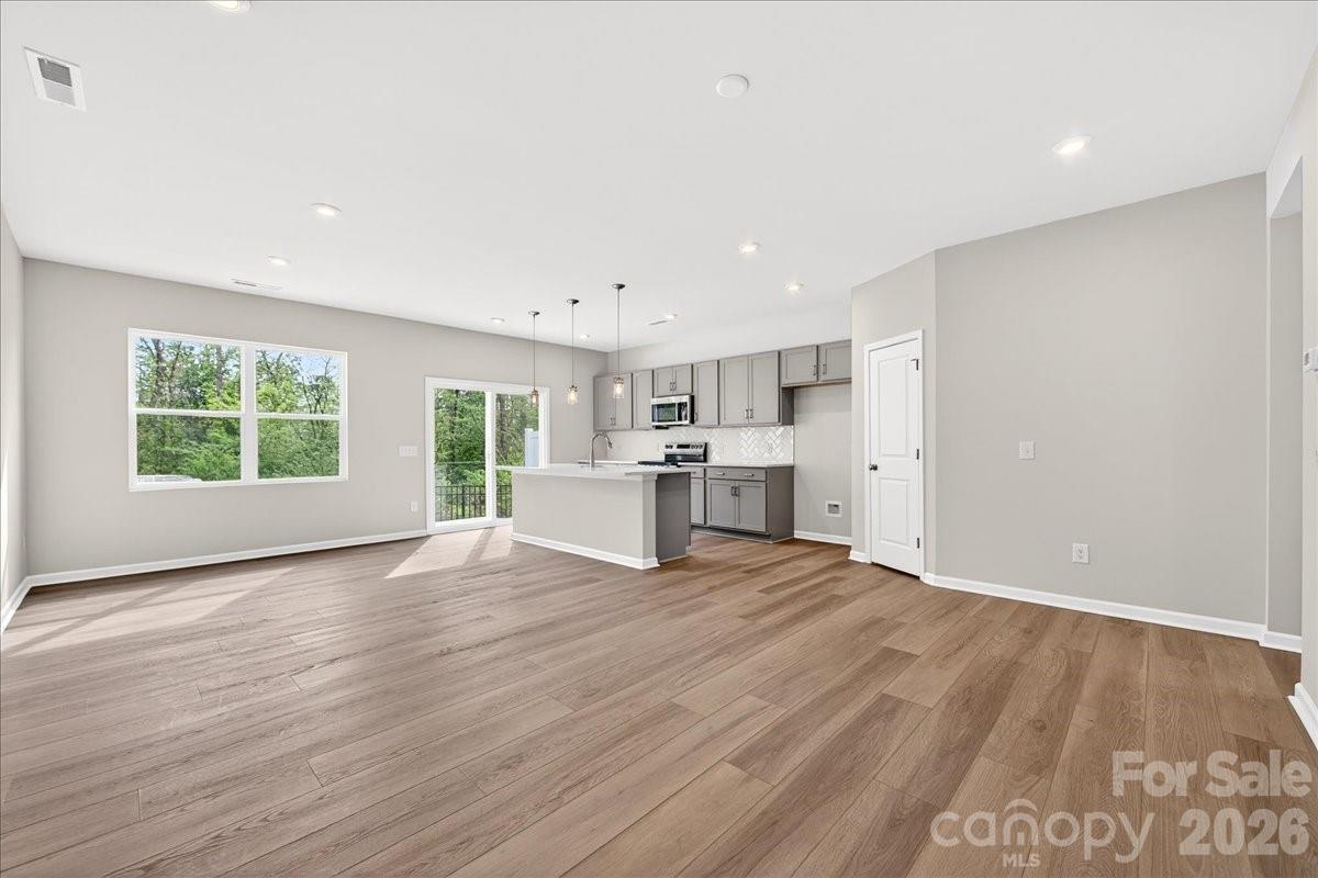 6057 Longar Lane Charlotte NC 28269