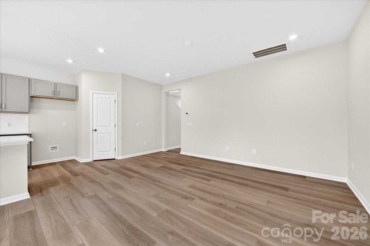 6057 Longar Lane Charlotte NC 28269