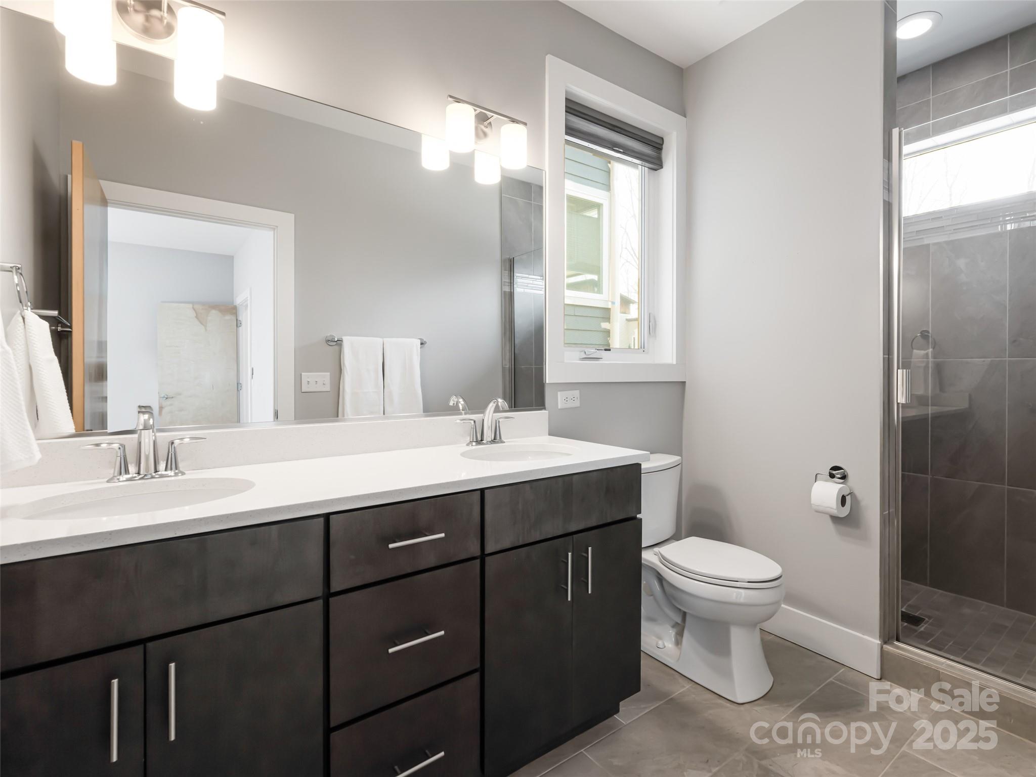 27 Mauricet Lane Asheville NC 28806