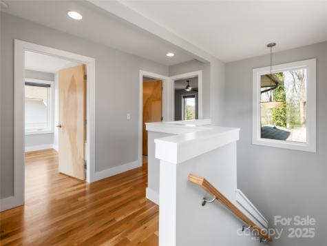 27 Mauricet Lane Asheville NC 28806