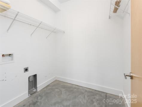 27 Mauricet Lane Asheville NC 28806