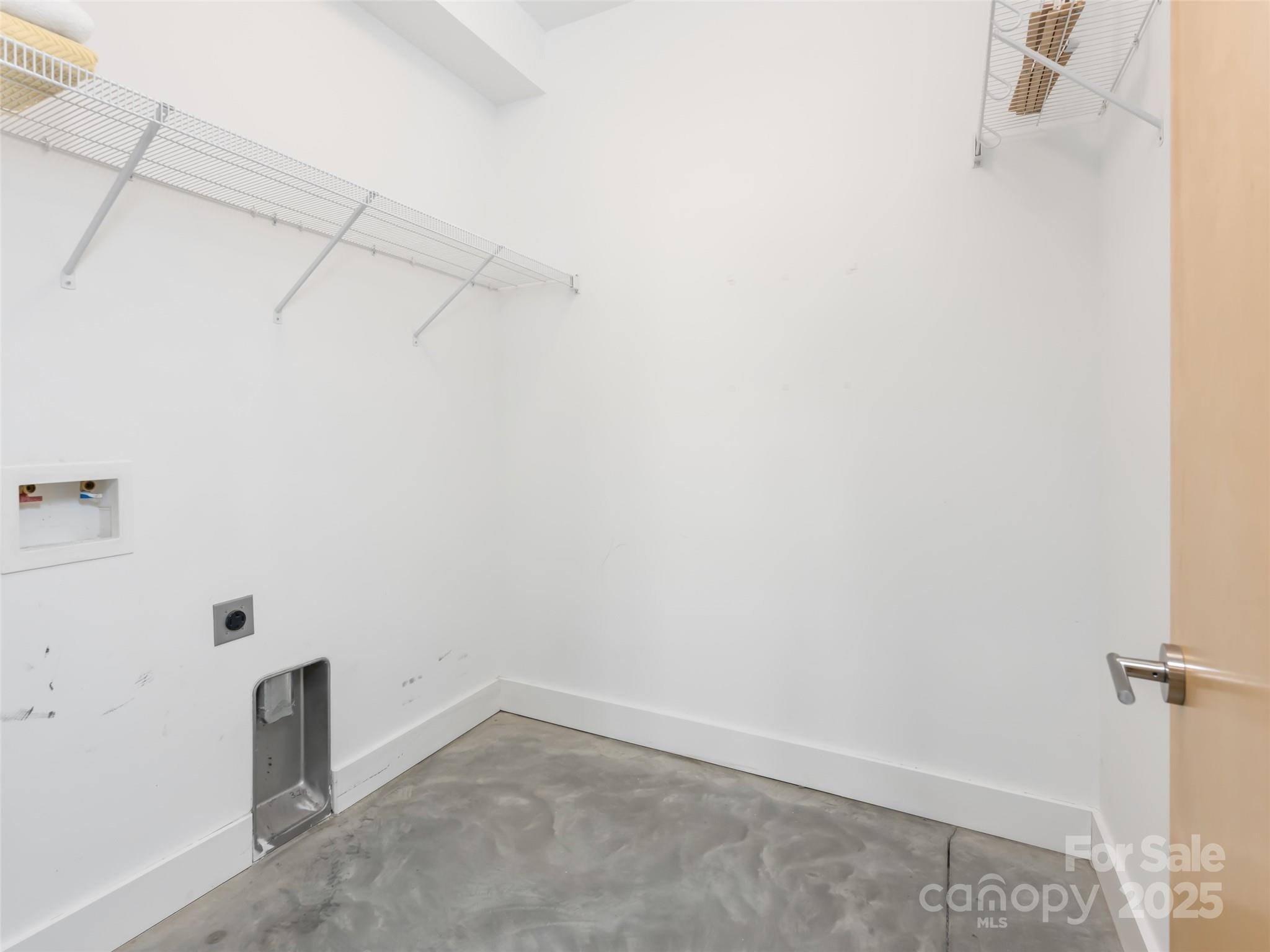 27 Mauricet Lane Asheville NC 28806