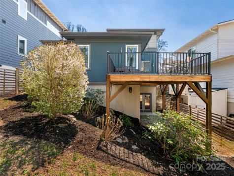 27 Mauricet Lane Asheville NC 28806