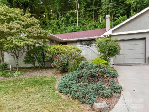 117 Willow Lake Drive Asheville NC 28805