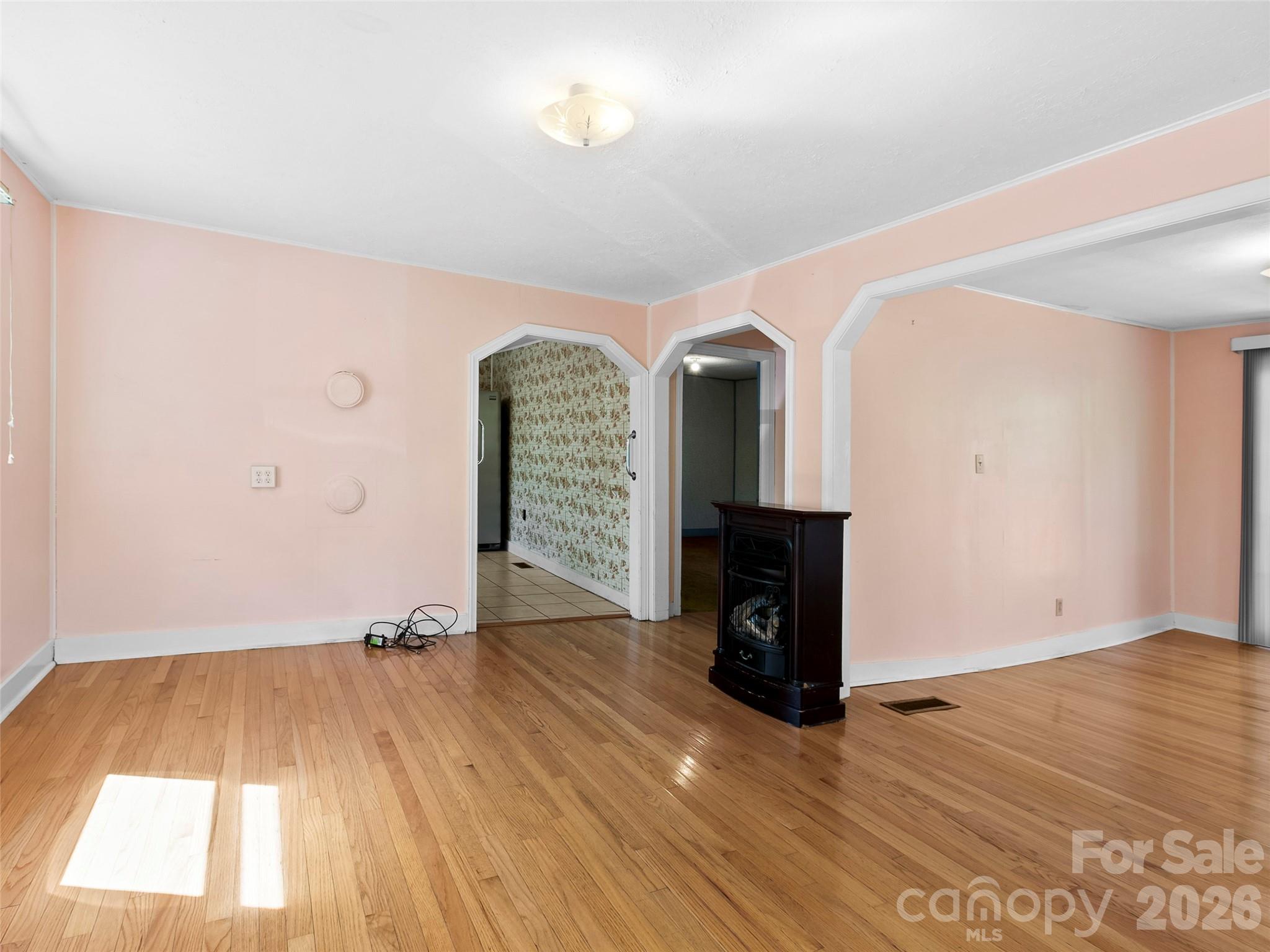 203 Dundee Street Hendersonville NC 28791