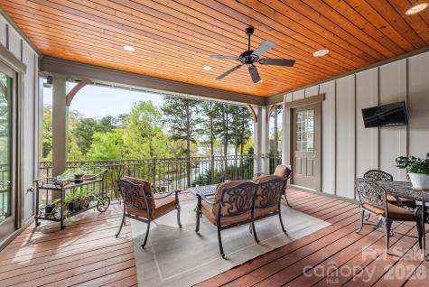 18321 Rosapenny Road Charlotte NC 28278