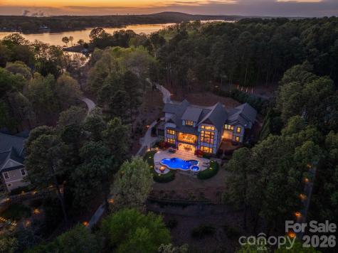 18321 Rosapenny Road Charlotte NC 28278