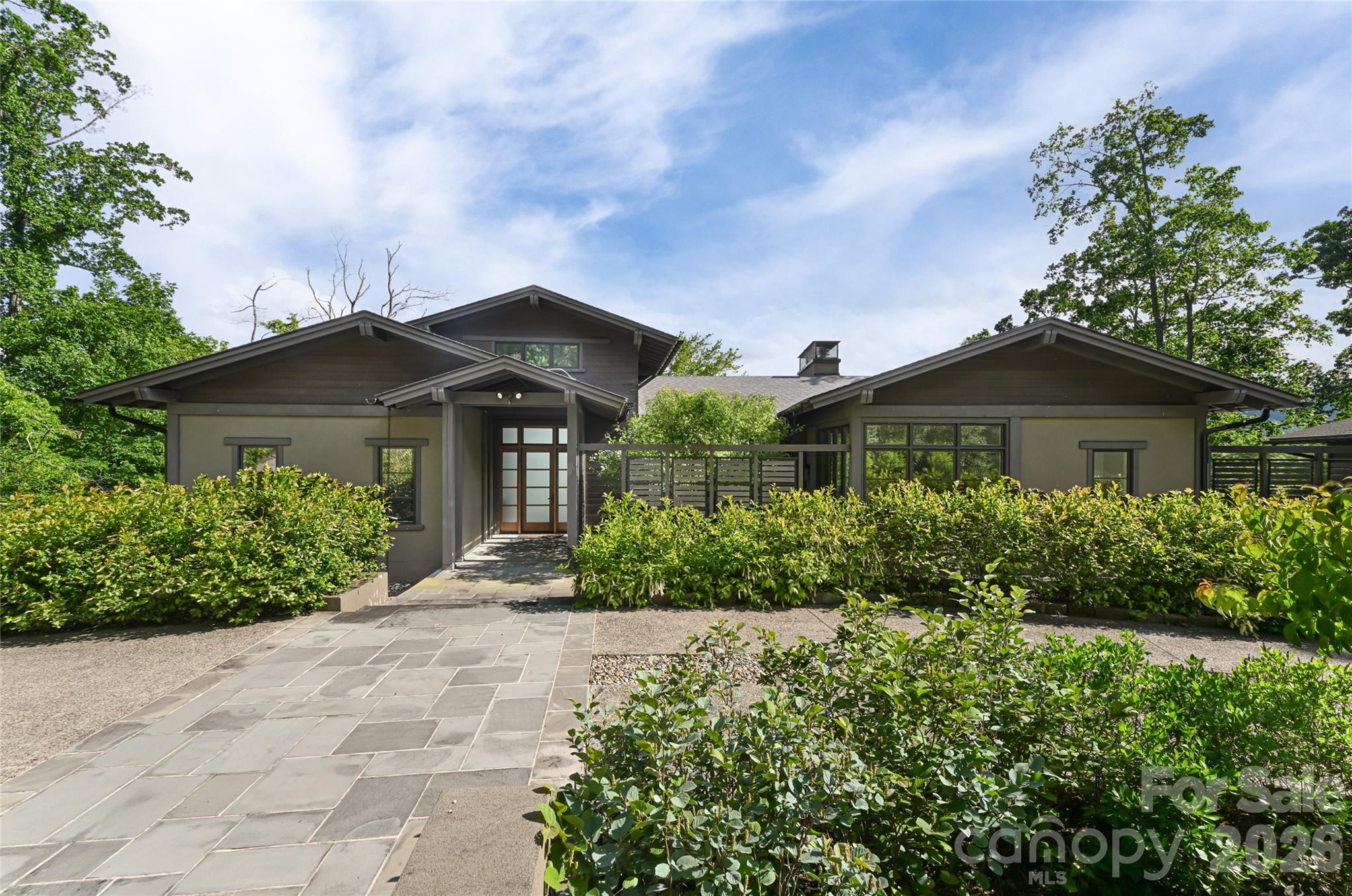 1121 Timberbluff Way Arden NC 28704