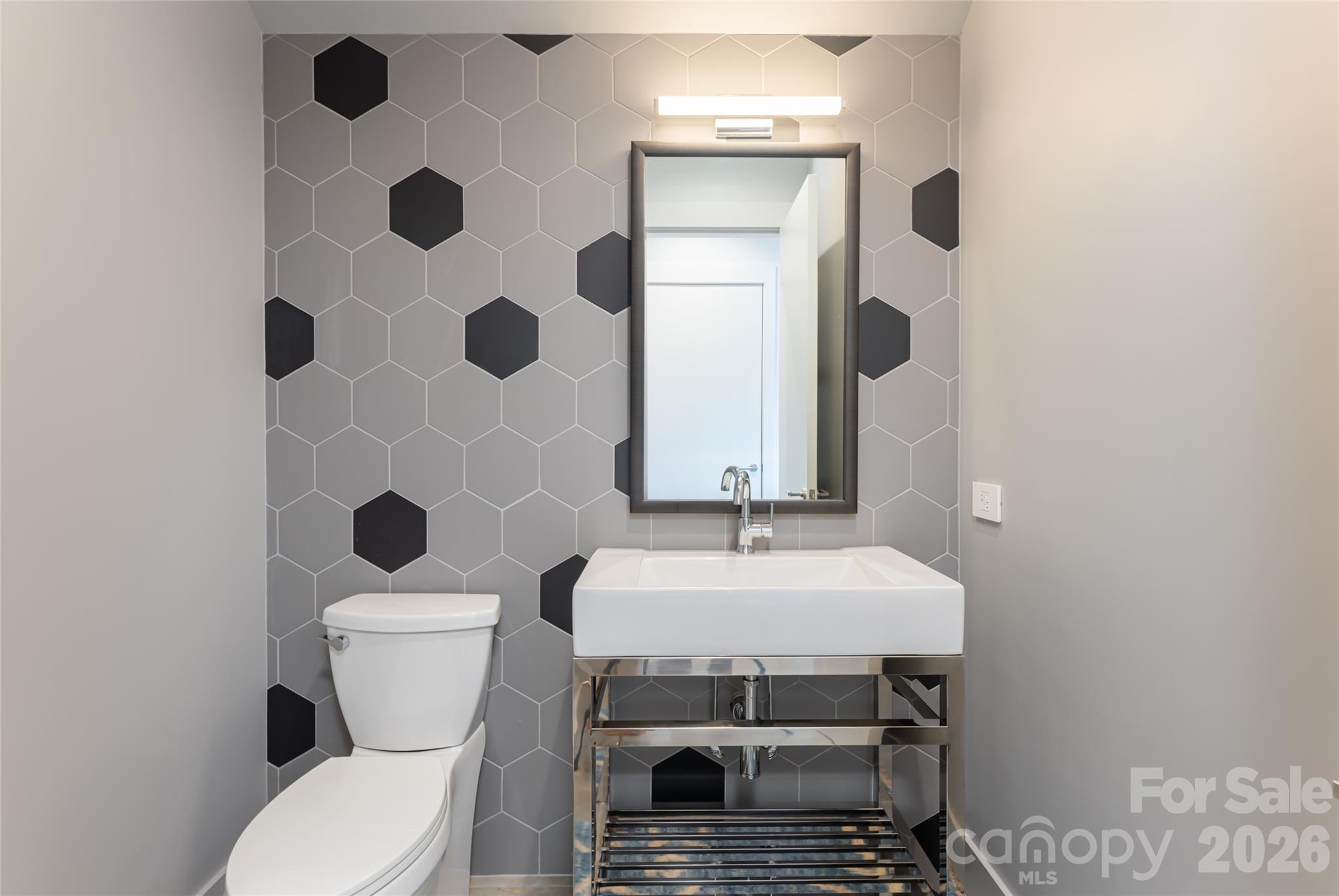 1121 Timberbluff Way Arden NC 28704