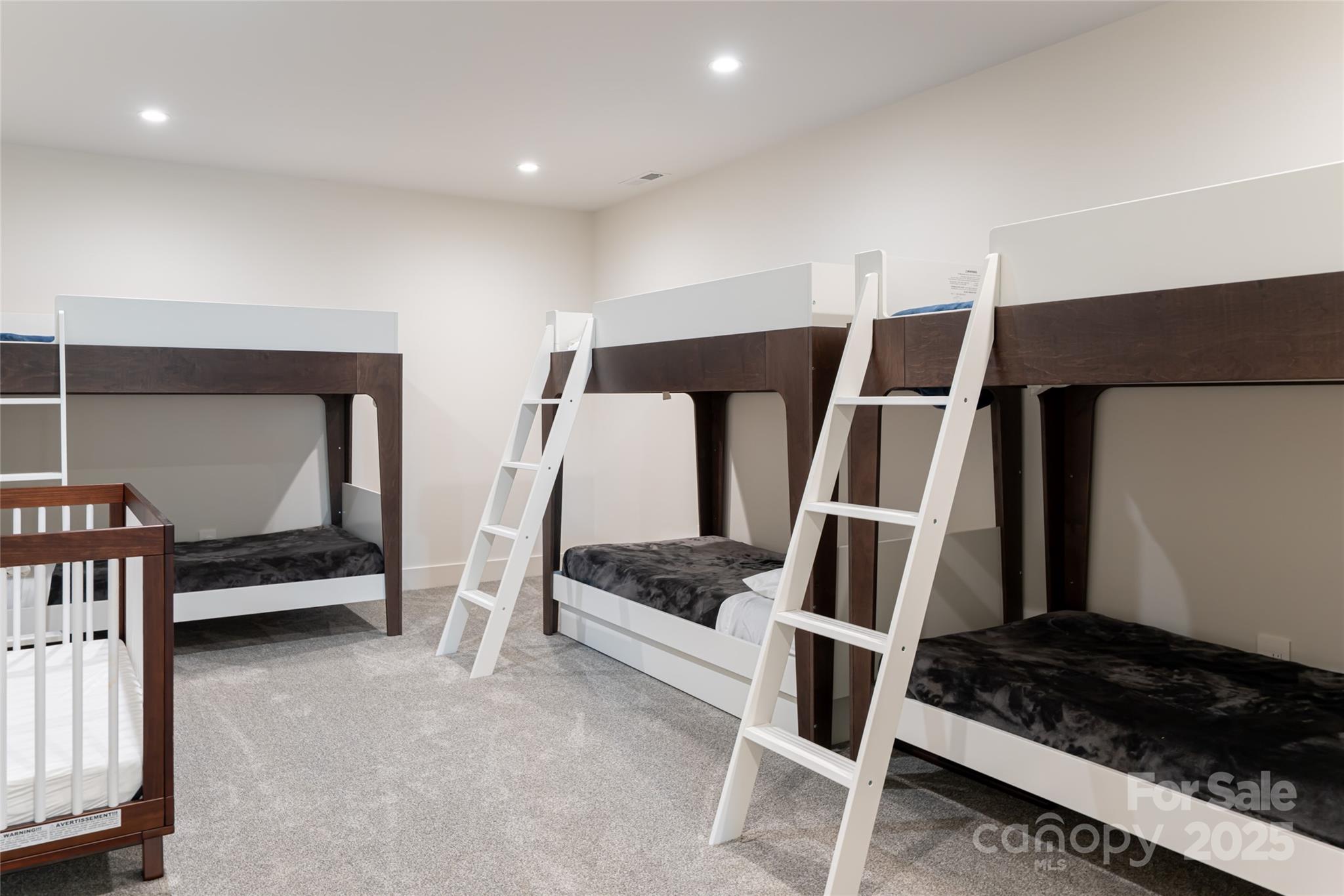 1121 Timberbluff Way Arden NC 28704