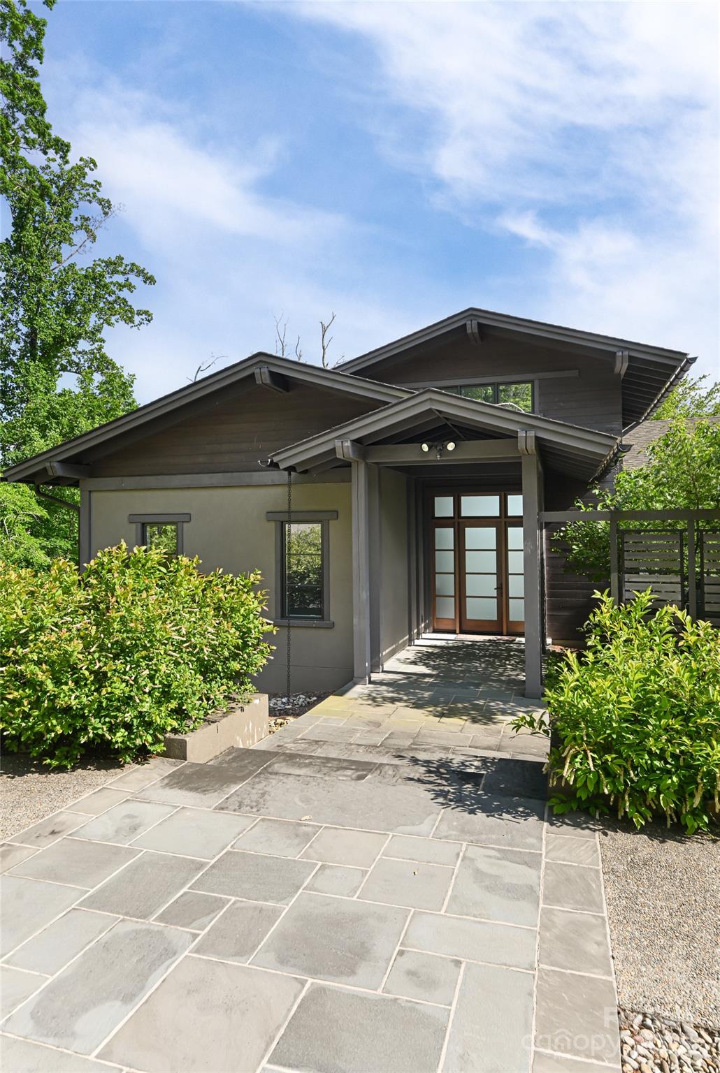 1121 Timberbluff Way Arden NC 28704