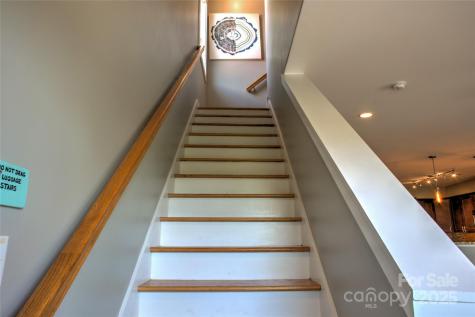 12 Upstream Way Asheville NC 28806