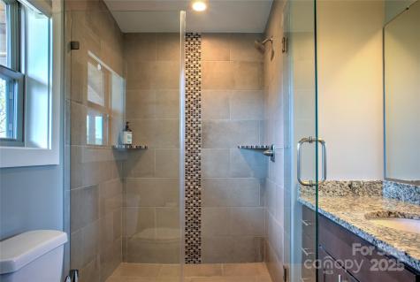 12 Upstream Way Asheville NC 28806