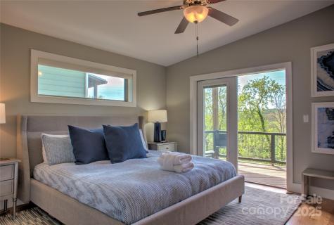 12 Upstream Way Asheville NC 28806