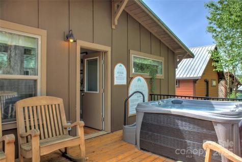 12 Upstream Way Asheville NC 28806