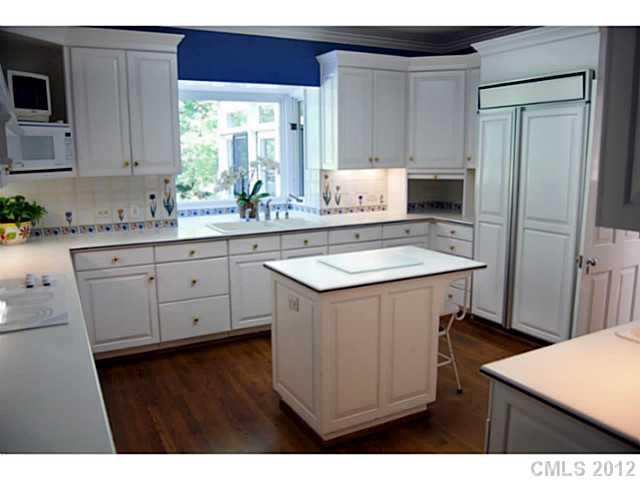 2130 Sharon Lane Charlotte NC 28211