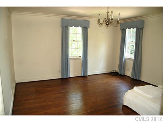 2130 Sharon Lane Charlotte NC 28211