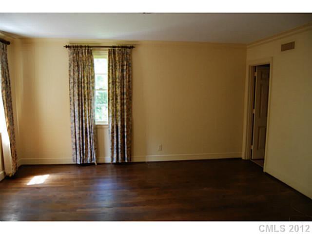 2130 Sharon Lane Charlotte NC 28211
