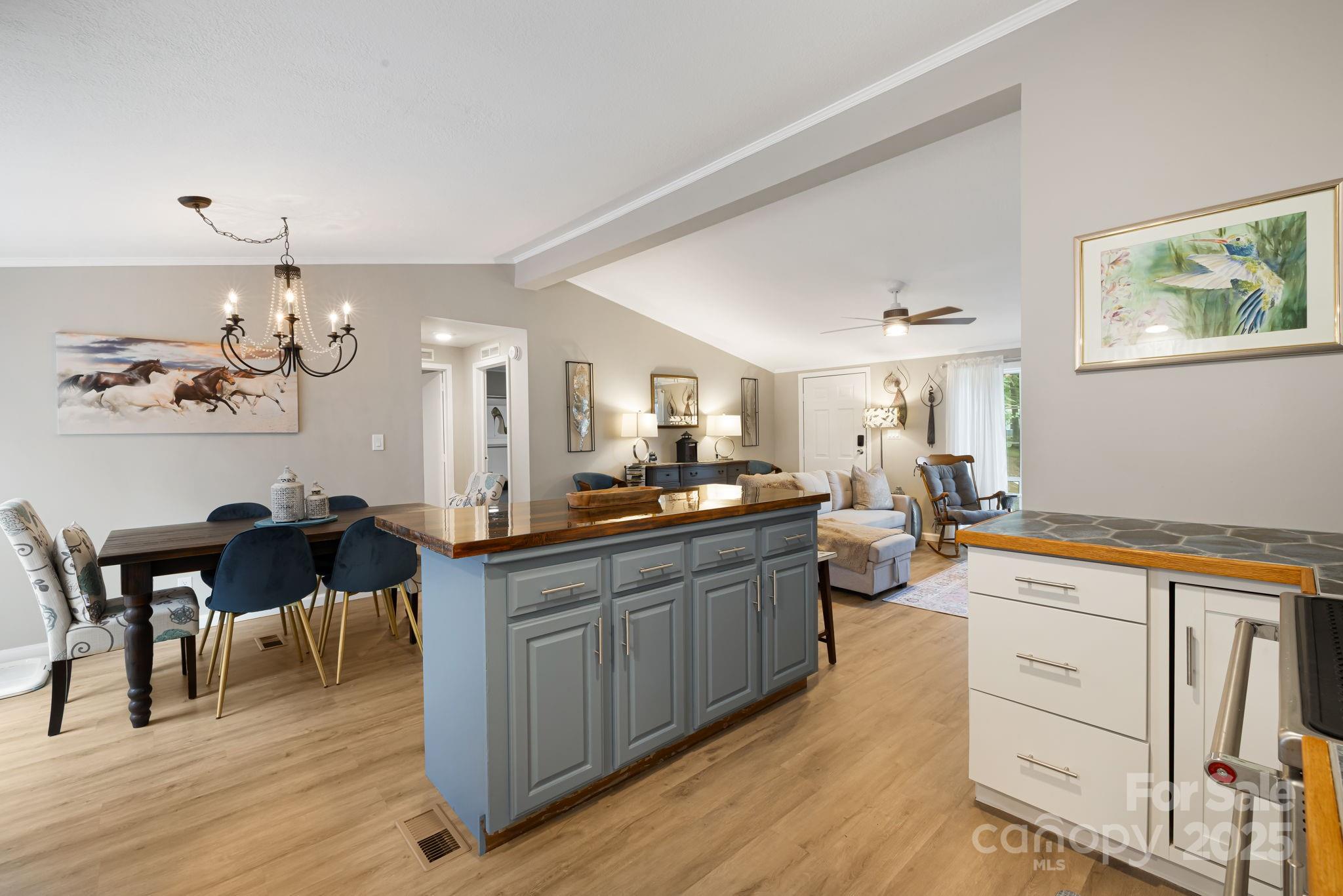 20 Timbers Edge Lane Fairview NC 28730