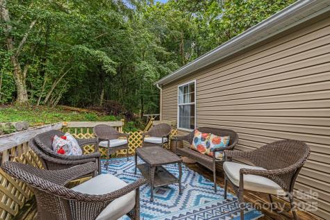 20 Timbers Edge Lane Fairview NC 28730