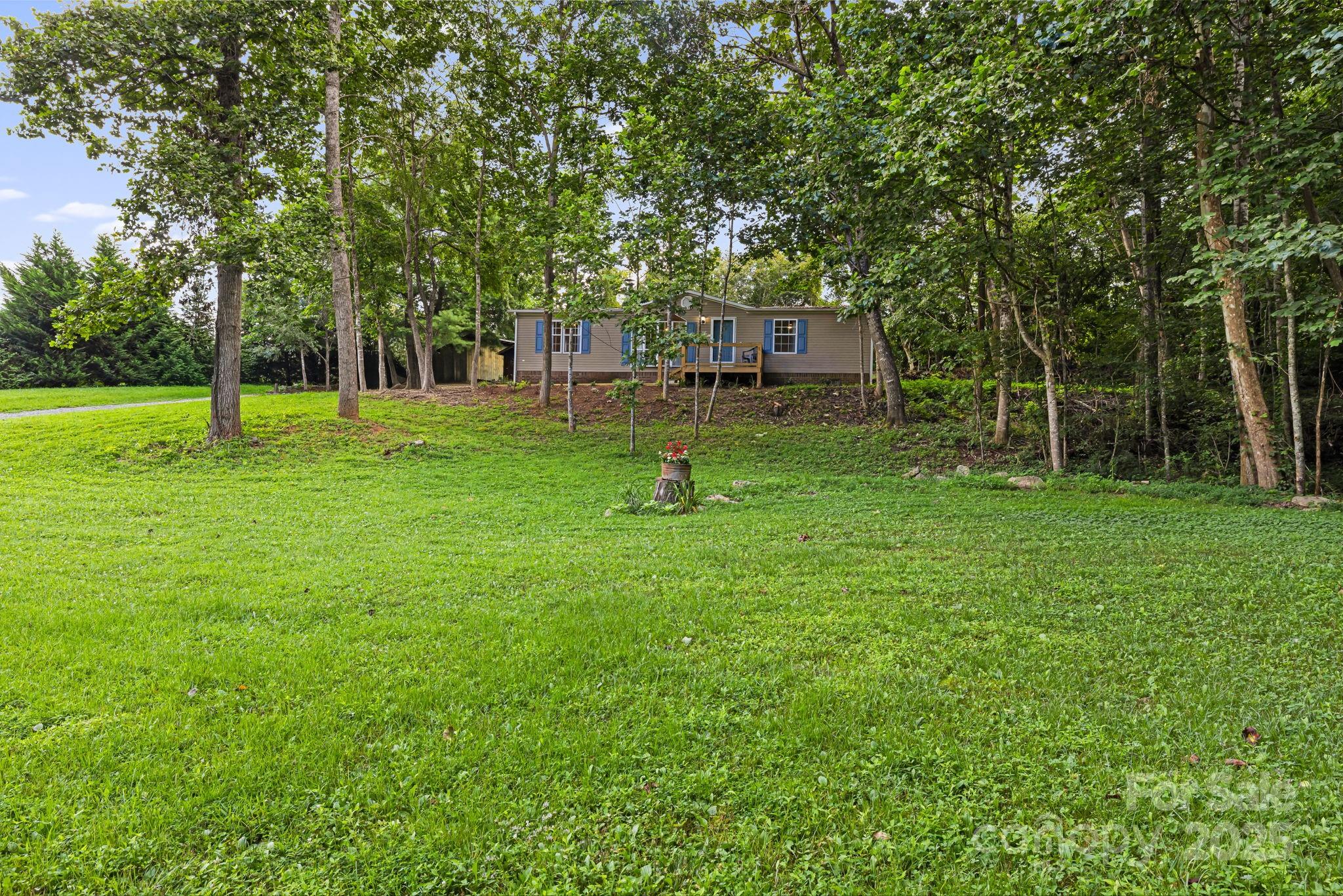 20 Timbers Edge Lane Fairview NC 28730
