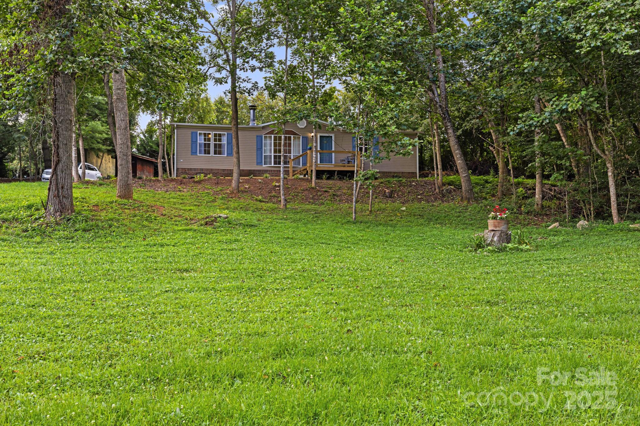 20 Timbers Edge Lane Fairview NC 28730