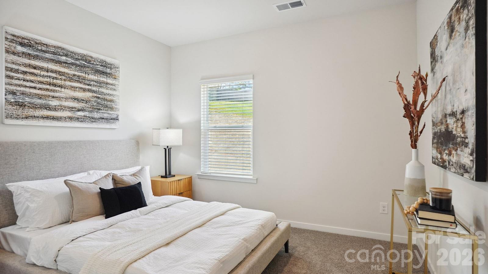 627 Country Oak Drive Asheville NC 28804