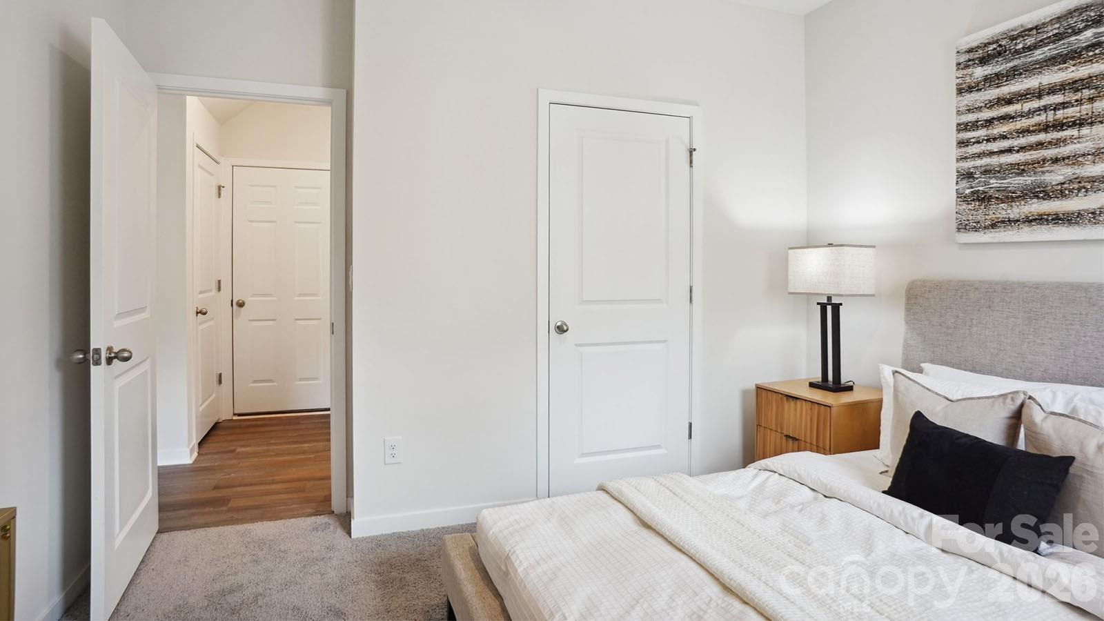 627 Country Oak Drive Asheville NC 28804