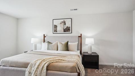 627 Country Oak Drive Asheville NC 28804
