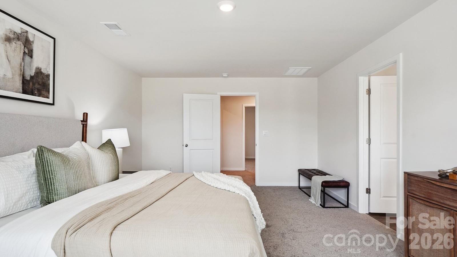 627 Country Oak Drive Asheville NC 28804