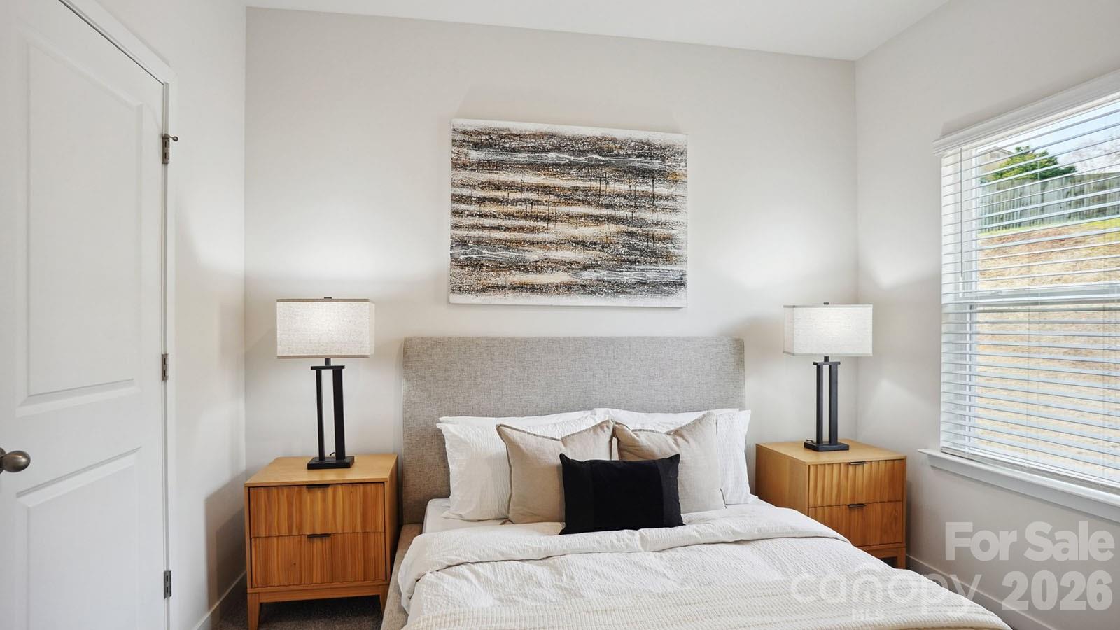 627 Country Oak Drive Asheville NC 28804