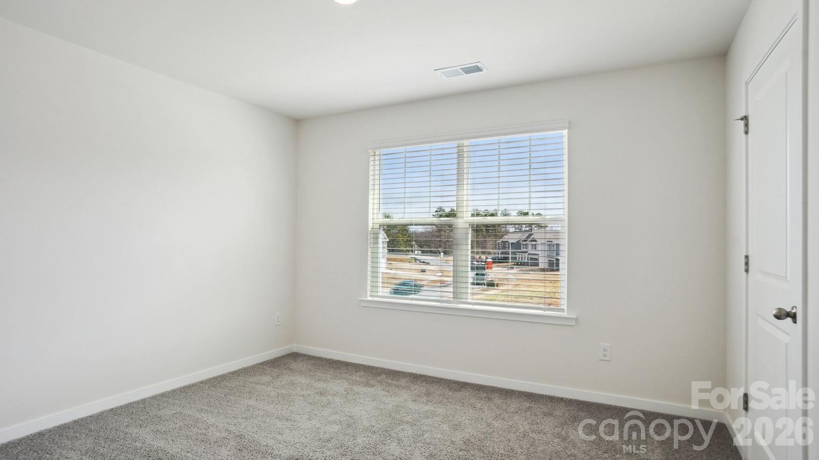 627 Country Oak Drive Asheville NC 28804