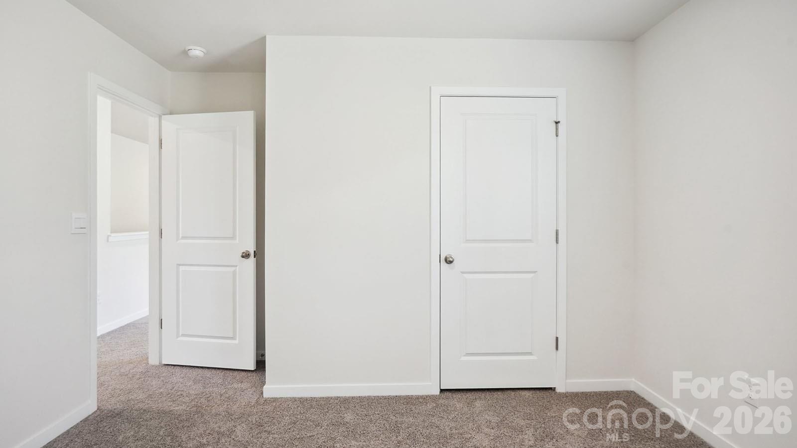627 Country Oak Drive Asheville NC 28804