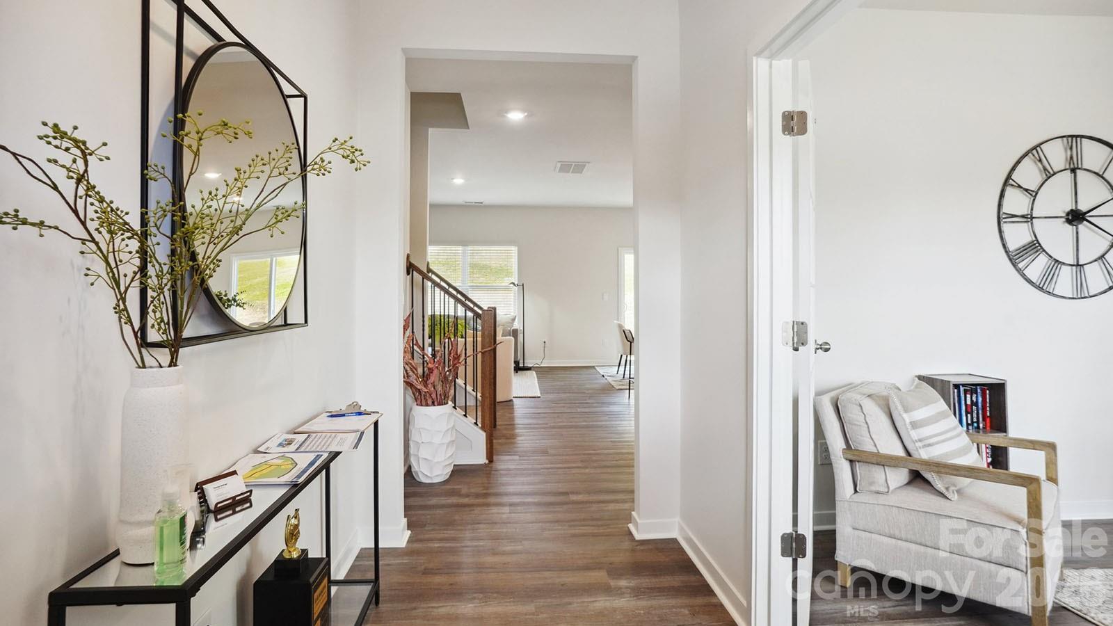 627 Country Oak Drive Asheville NC 28804