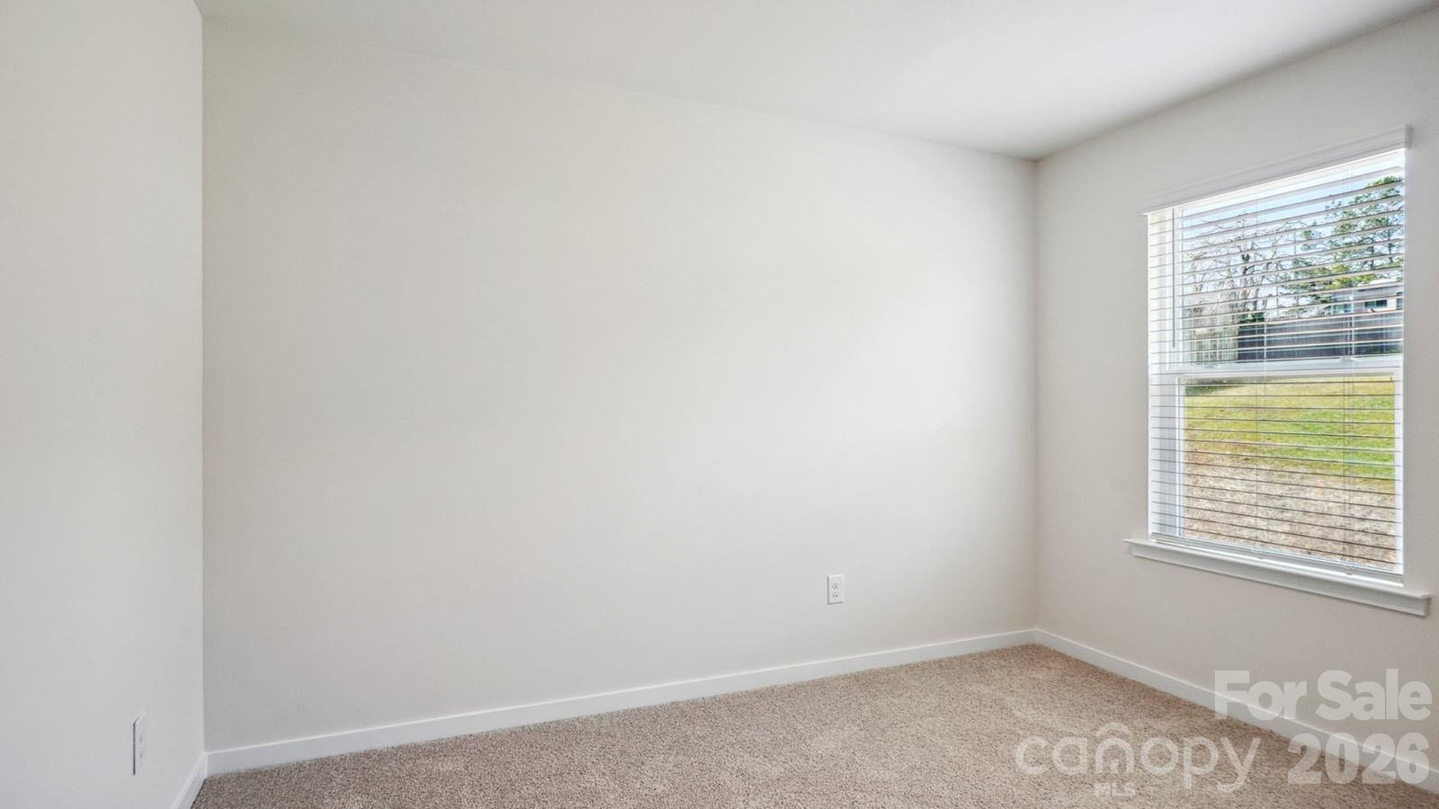 627 Country Oak Drive Asheville NC 28804
