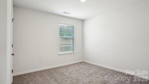 627 Country Oak Drive Asheville NC 28804
