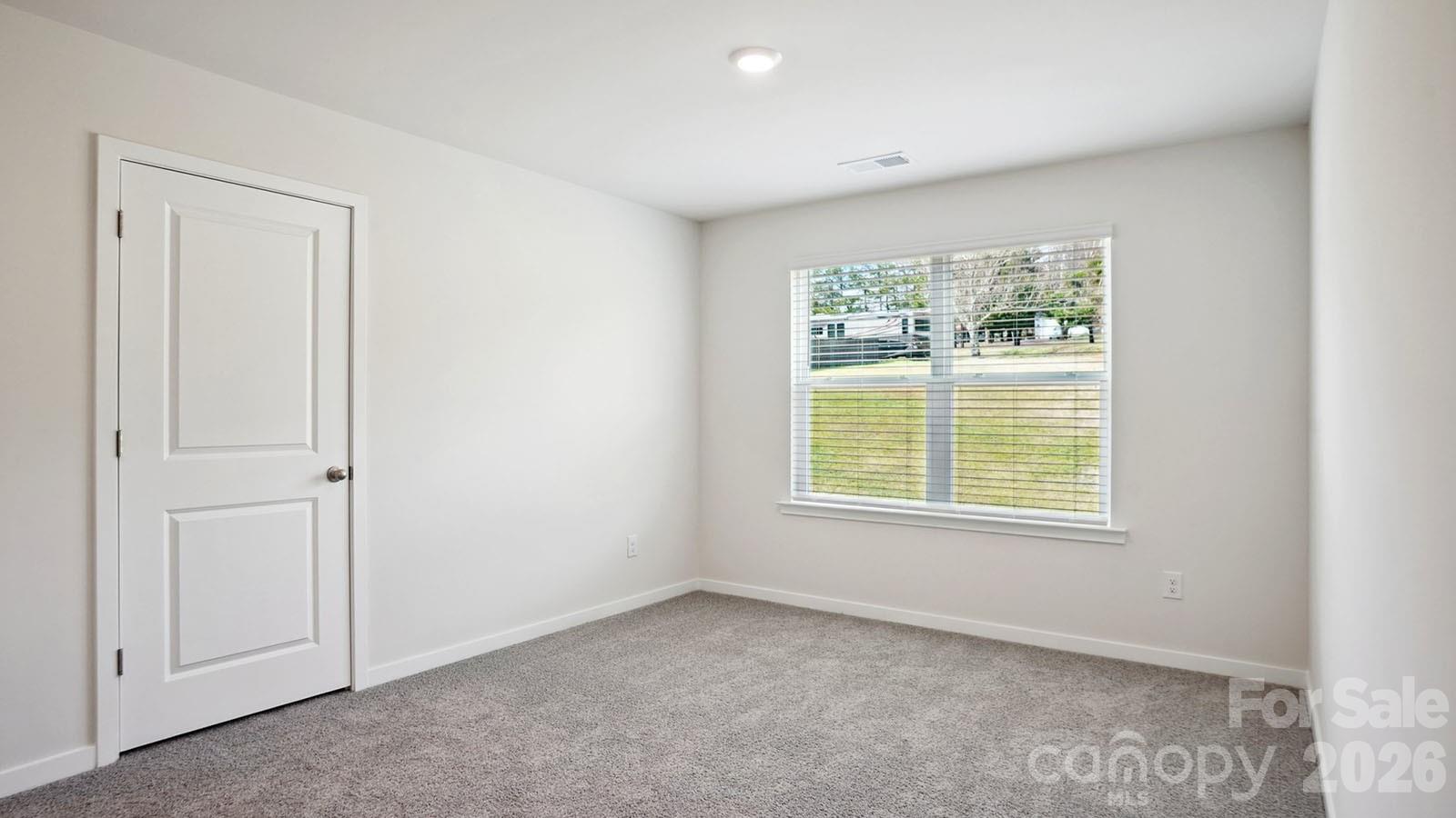 627 Country Oak Drive Asheville NC 28804